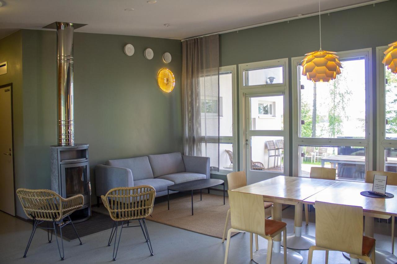 Hotel Jokiniemen Matkailu à Alapitkä Extérieur photo