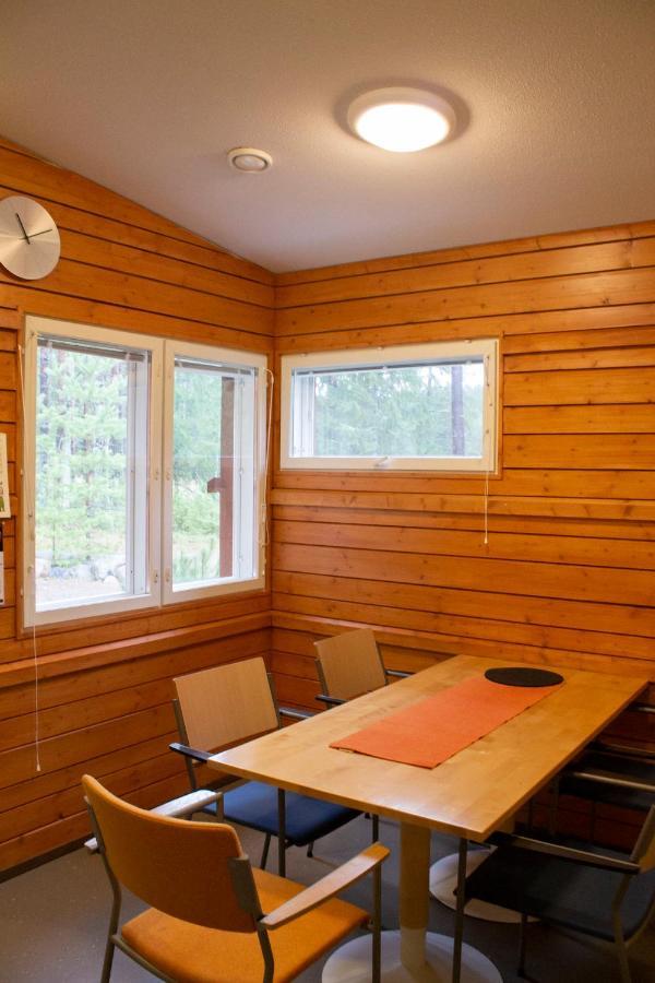 Hotel Jokiniemen Matkailu à Alapitkä Extérieur photo