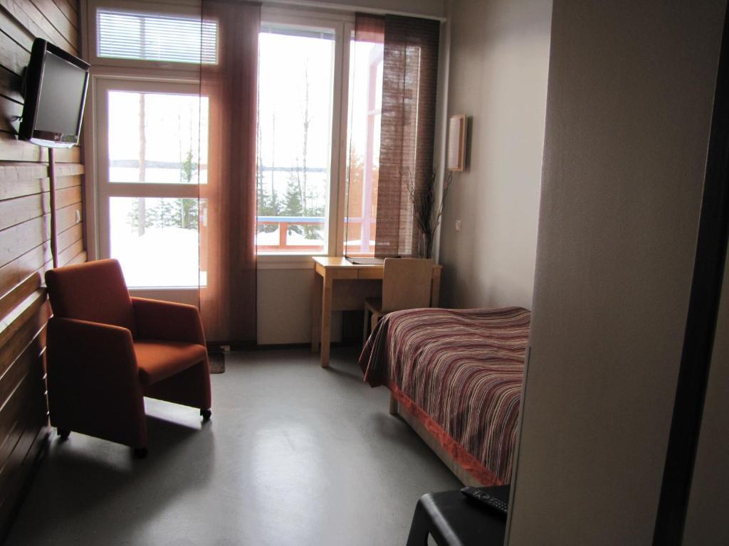 Hotel Jokiniemen Matkailu à Alapitkä Extérieur photo