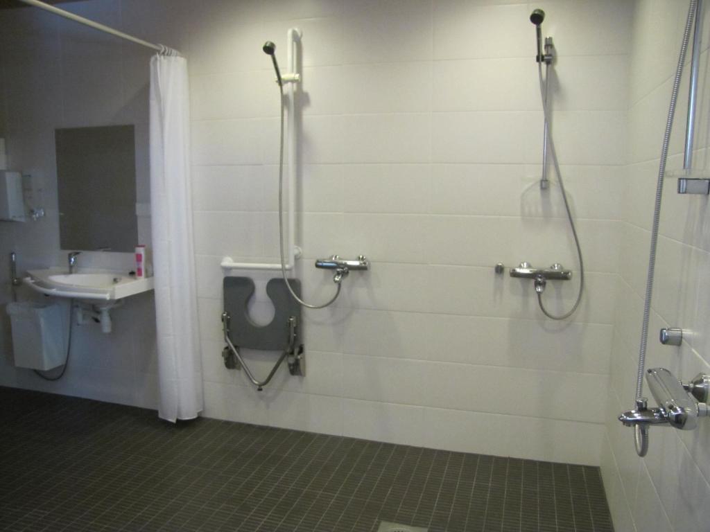 Hotel Jokiniemen Matkailu à Alapitkä Extérieur photo